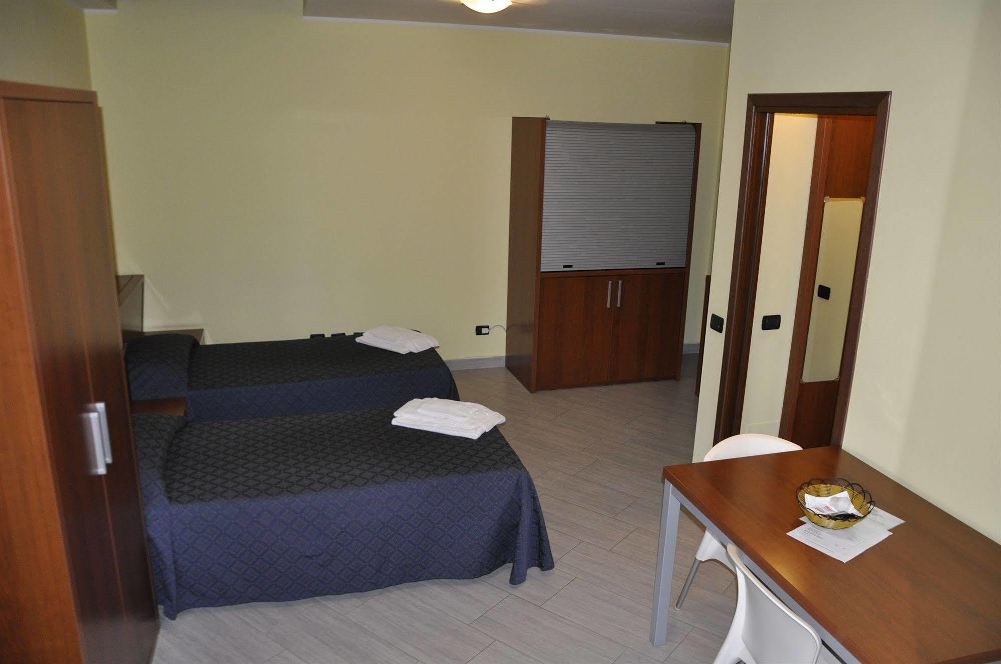 Residence San Prospero Garbagnate Milanese Ngoại thất bức ảnh